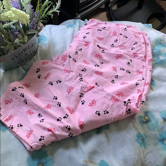 Other - 3/$25🌟🌟🌟Pink Panther pj capris